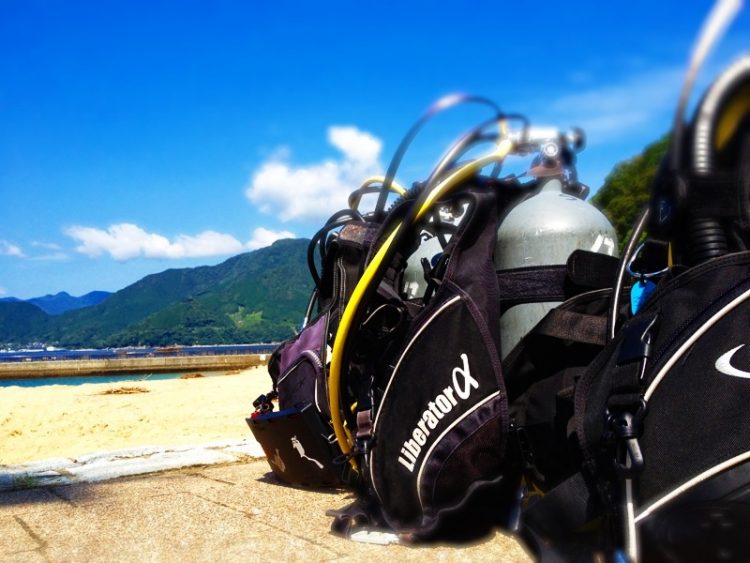 海とダイビングギア